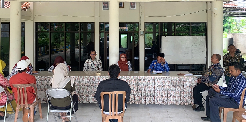 Majelis Hakim PA Pamekasan Melaksanakan Pemeriksaan Setempat di Kelurahan Lawangan Daya Kecamatan Pademawu